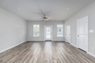 The Preserve @ The Dominion in San Antonio, TX - Building Photo - Interior Photo