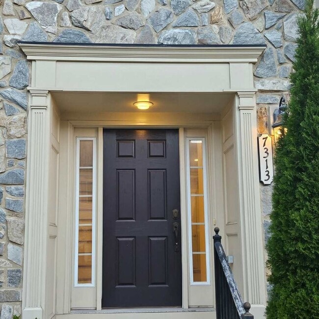 7313 Taylor's Hill Ln in Hanover, MD - Building Photo - Building Photo