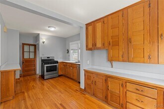 114 Phelps Pl in Syracuse, NY - Building Photo - Building Photo