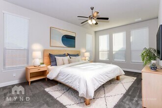 6002 S 14th St in Midlothian, TX - Foto de edificio - Building Photo