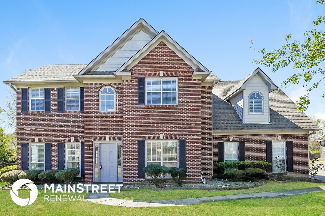 6127 Hidden Brook Dr in Trussville, AL - Building Photo