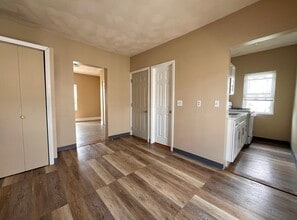 25 Oakland Ave in Everett, MA - Building Photo - Building Photo