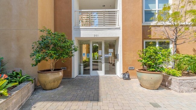 301 Crescent Ct in San Francisco, CA - Building Photo - Building Photo