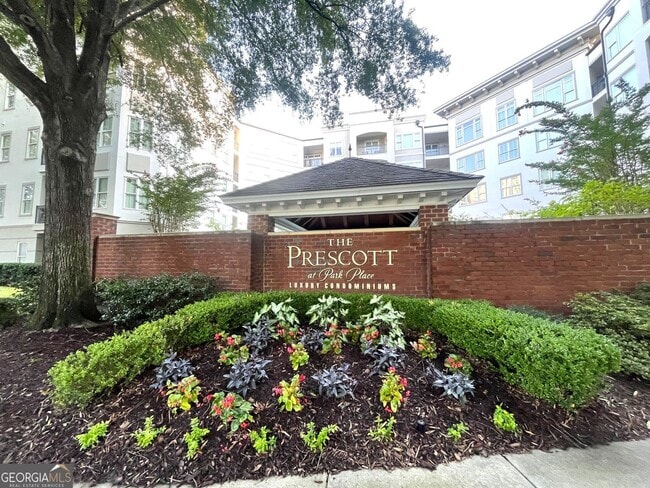 property at 11 Perimeter Center E