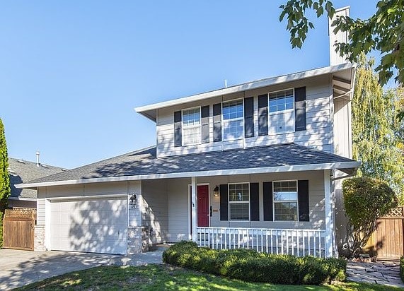 1243 Constitution Ave in Woodburn, OR - Foto de edificio - Building Photo