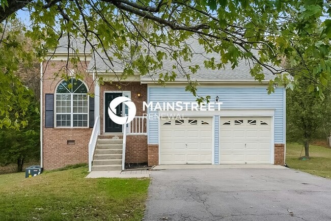 property at 1705 Pine Crest Ct