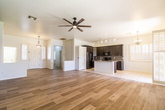 2935 E Harwell Rd in Gilbert, AZ - Building Photo - Building Photo