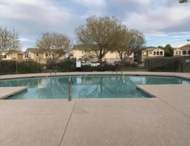 356 N 169th Ave in Goodyear, AZ - Building Photo - Building Photo