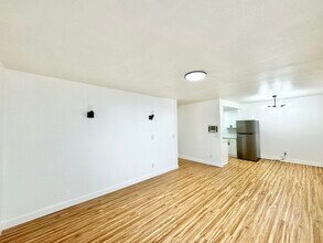 6210 10th Ave in Los Angeles, CA - Building Photo - Building Photo