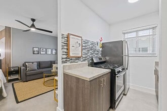 7340 Harding Ave in Miami Beach, FL - Building Photo - Building Photo