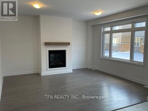 118 Mabern St in Barrie, ON - Building Photo - Building Photo