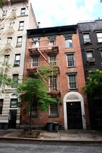 409 W 44th St in New York, NY - Building Photo - Building Photo