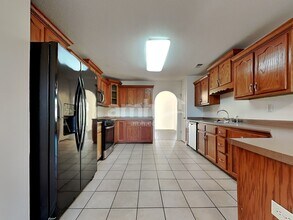 8014 New Castle Cv in Southaven, MS - Building Photo - Building Photo