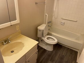 6424 Jefferson Paige Rd in Shreveport, LA - Building Photo - Building Photo