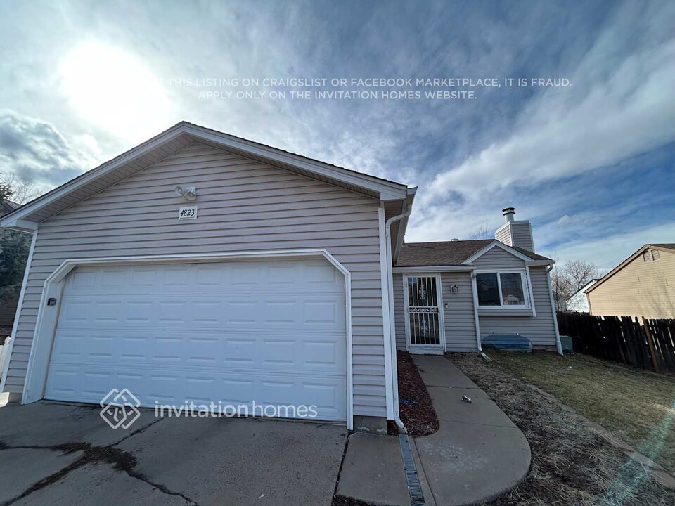 4823 S Gibraltar Ln in Centennial, CO - Building Photo