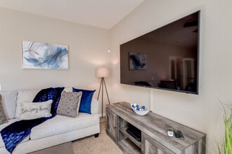 2511 W Queen Creek Rd in Chandler, AZ - Building Photo - Building Photo