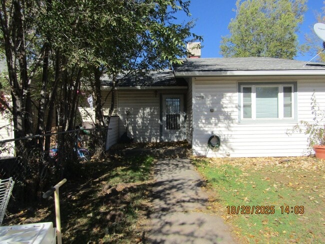 property at 1440 Grand Ave