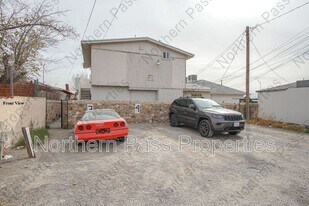 3403 Pershing Dr in El Paso, TX - Building Photo