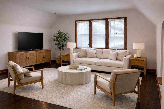 3437 N 46th St, Unit A-Upper in Milwaukee, WI - Foto de edificio - Building Photo