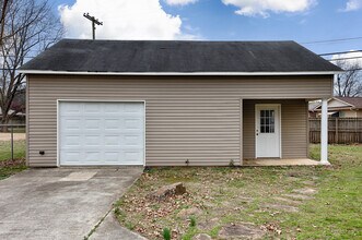 607 Bob Wallace Ave SW in Huntsville, AL - Building Photo - Building Photo