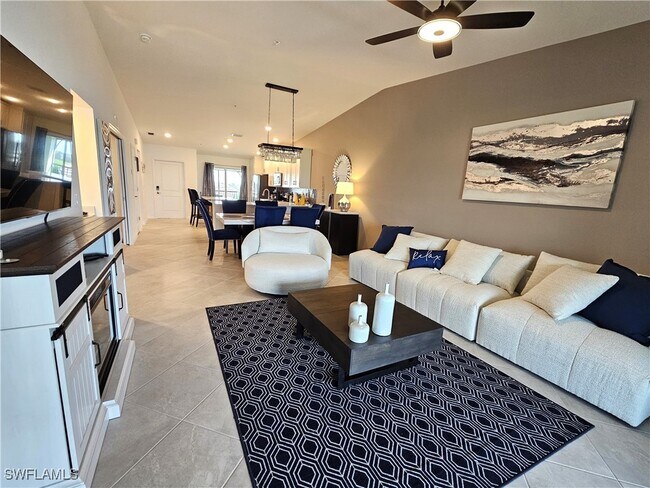 property at 5427 Double Eagle Cir