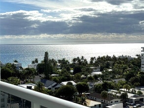 3015 N Ocean Blvd in Fort Lauderdale, FL - Foto de edificio - Building Photo