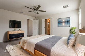 2909 Salvidar Bend in Austin, TX - Foto de edificio - Building Photo