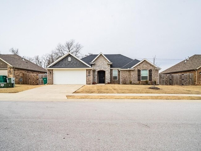 property at 401 Holly St