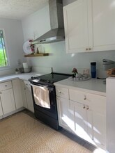 1409 Auauki St, Unit # Ohana in Kailua, HI - Building Photo - Building Photo