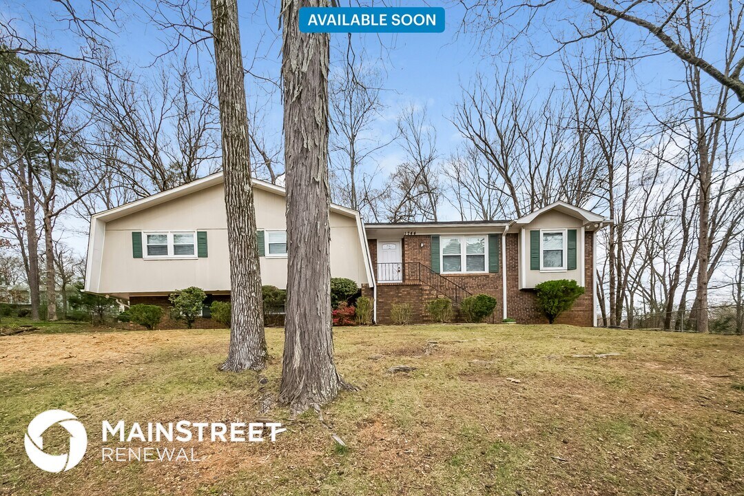 1744 Sam Dr in Birmingham, AL - Building Photo