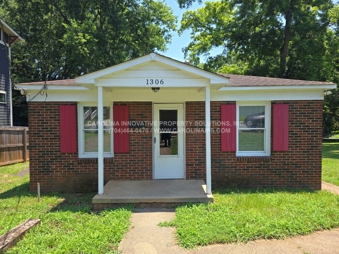 1306 Fairmont St in Charlotte, NC - Building Photo