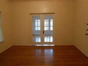 1226 W Gray St, Unit 3 in Houston, TX - Building Photo - Building Photo