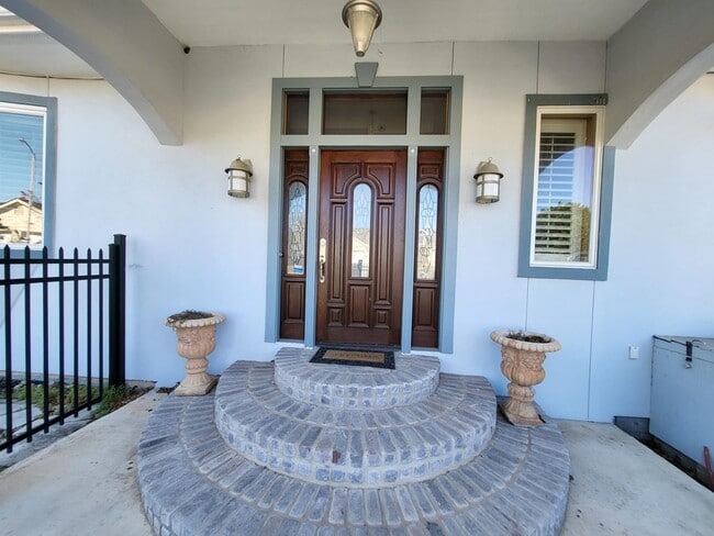 2014 Vista Ridge Dr in Kerrville, TX - Building Photo - Building Photo
