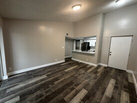 5628 Rock Island Rd in Tamarac, FL - Building Photo