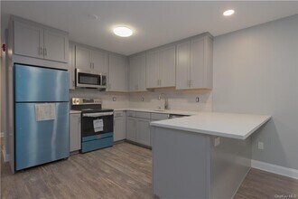 17 N William St-Unit -301 in Pearl River, NY - Building Photo - Building Photo