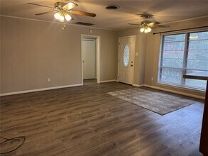 1478 Apache Dr in Montgomery, TX - Building Photo - Building Photo