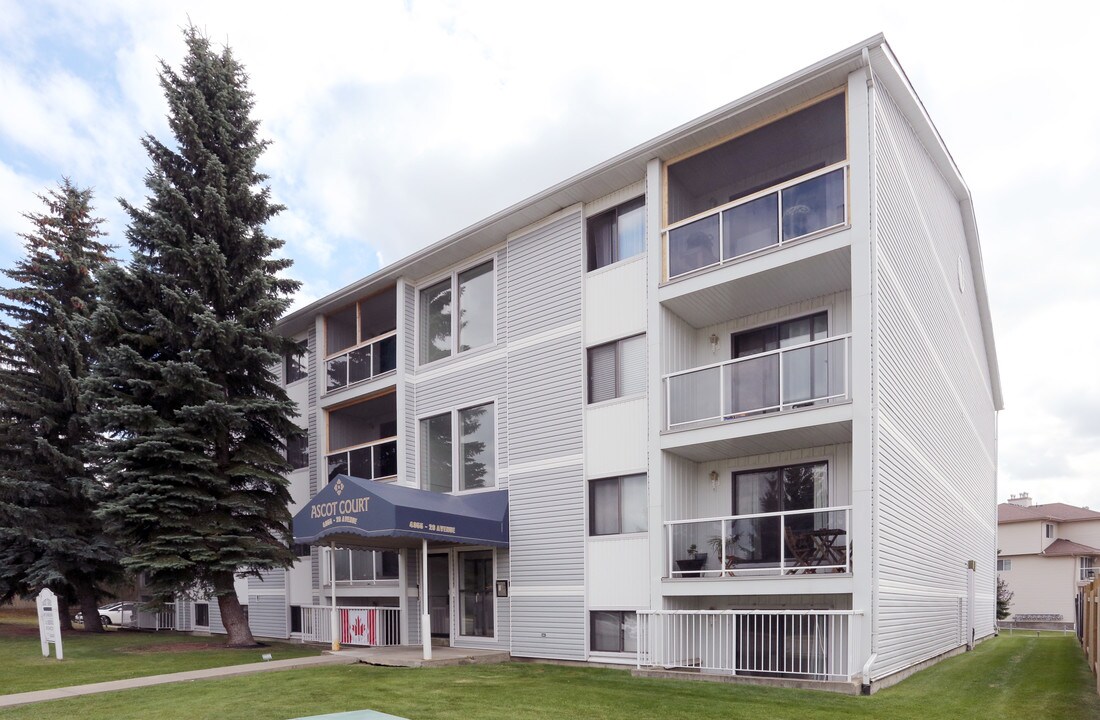 Ascot Court in Edmonton, AB - Building Photo