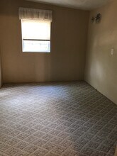 81 Conservative Ln in Hendersonville, NC - Building Photo - Building Photo