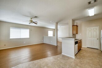 13613 Lyndon B Johnson St in Manor, TX - Building Photo - Building Photo