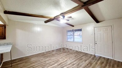 400 Bill Bradford Rd in Sulphur Springs, TX - Building Photo - Building Photo