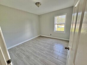 1822 SE Oxmoor Ct in Port St. Lucie, FL - Building Photo - Building Photo