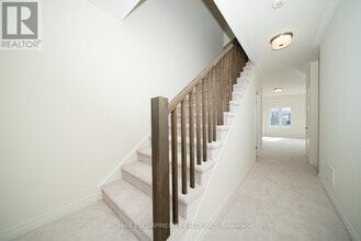 20 Dennis Ave in Brantford, ON - Building Photo - Building Photo