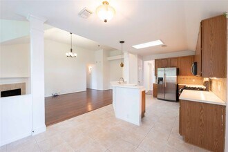 10307 Sablebrook Ln in Houston, TX - Building Photo - Building Photo