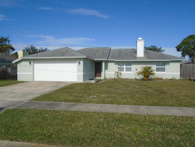 property at 2565 Raintree Lake Cir