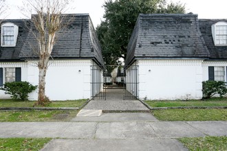 Boulevard Apartments in Houston, TX - Foto de edificio - Building Photo