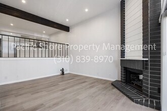 4631 Alla Rd in Marina Del Rey, CA - Building Photo - Building Photo