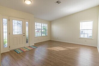 3225 Azalea Cir in Lynn Haven, FL - Building Photo - Building Photo