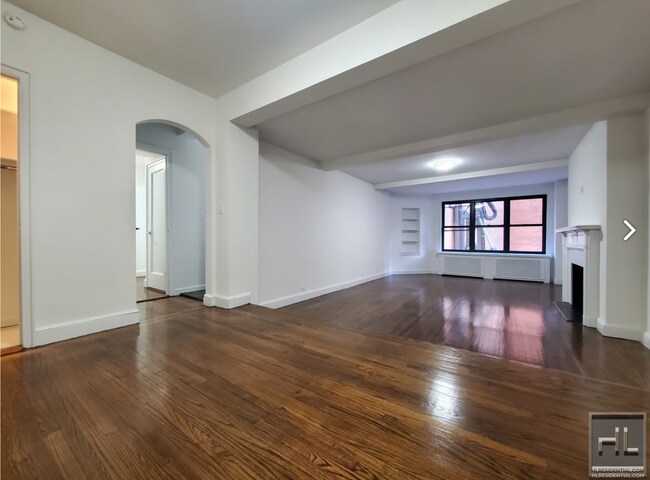 property at 20-25 5th Ave