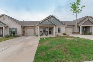 2138 Bonneville Cir in Aiken, SC - Building Photo