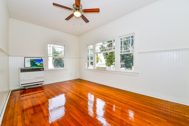 237 Pacific St, Unit B in Santa Monica, CA - Foto de edificio - Building Photo